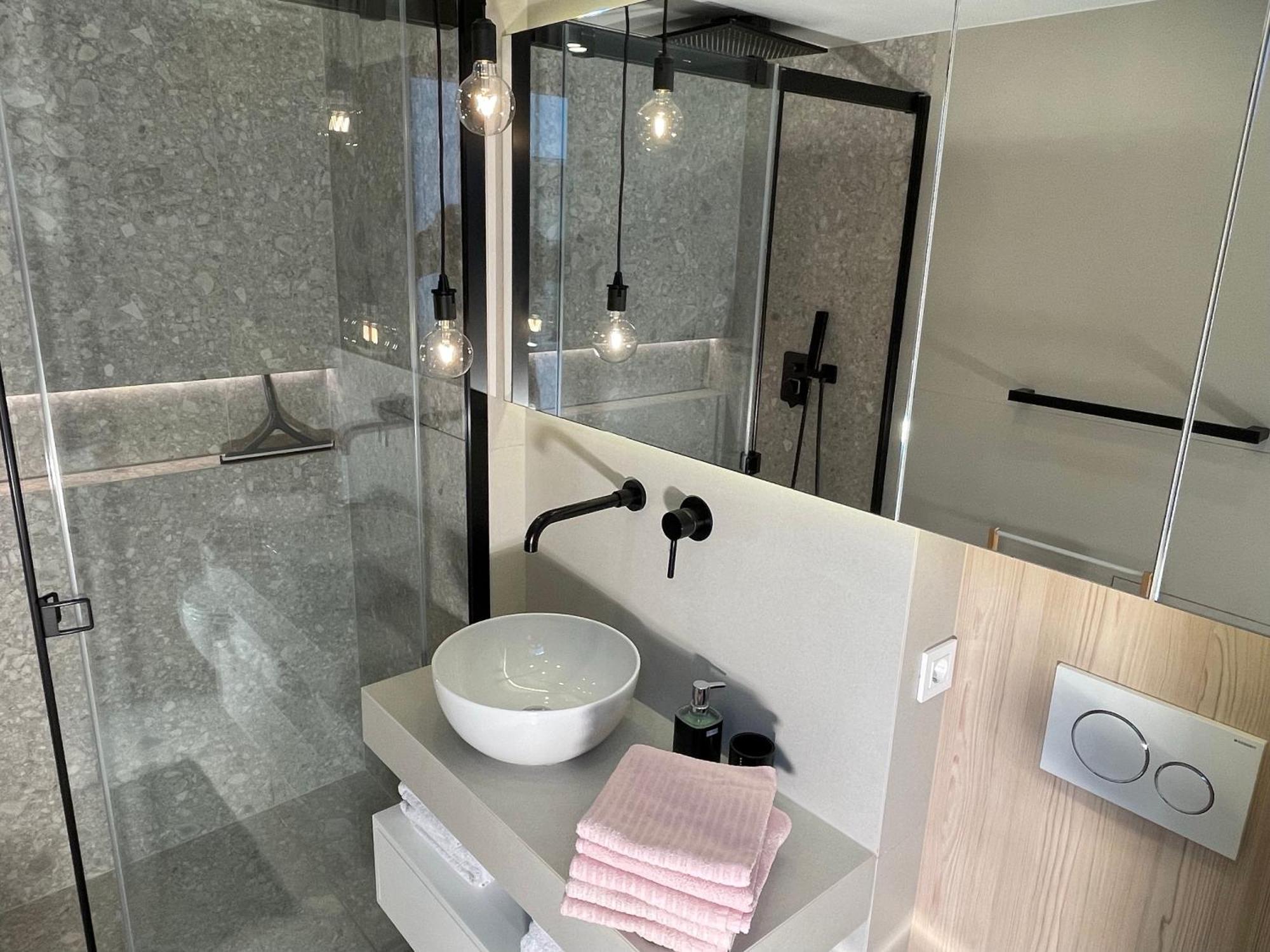 Apartment Obsidian كْرانْيِسكا غورا المظهر الخارجي الصورة
